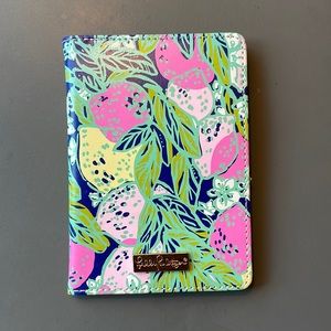 Lilly Pulitzer Passport Cover